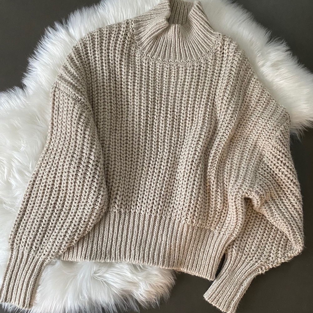 Chunky Knit Turtleneck Sweater